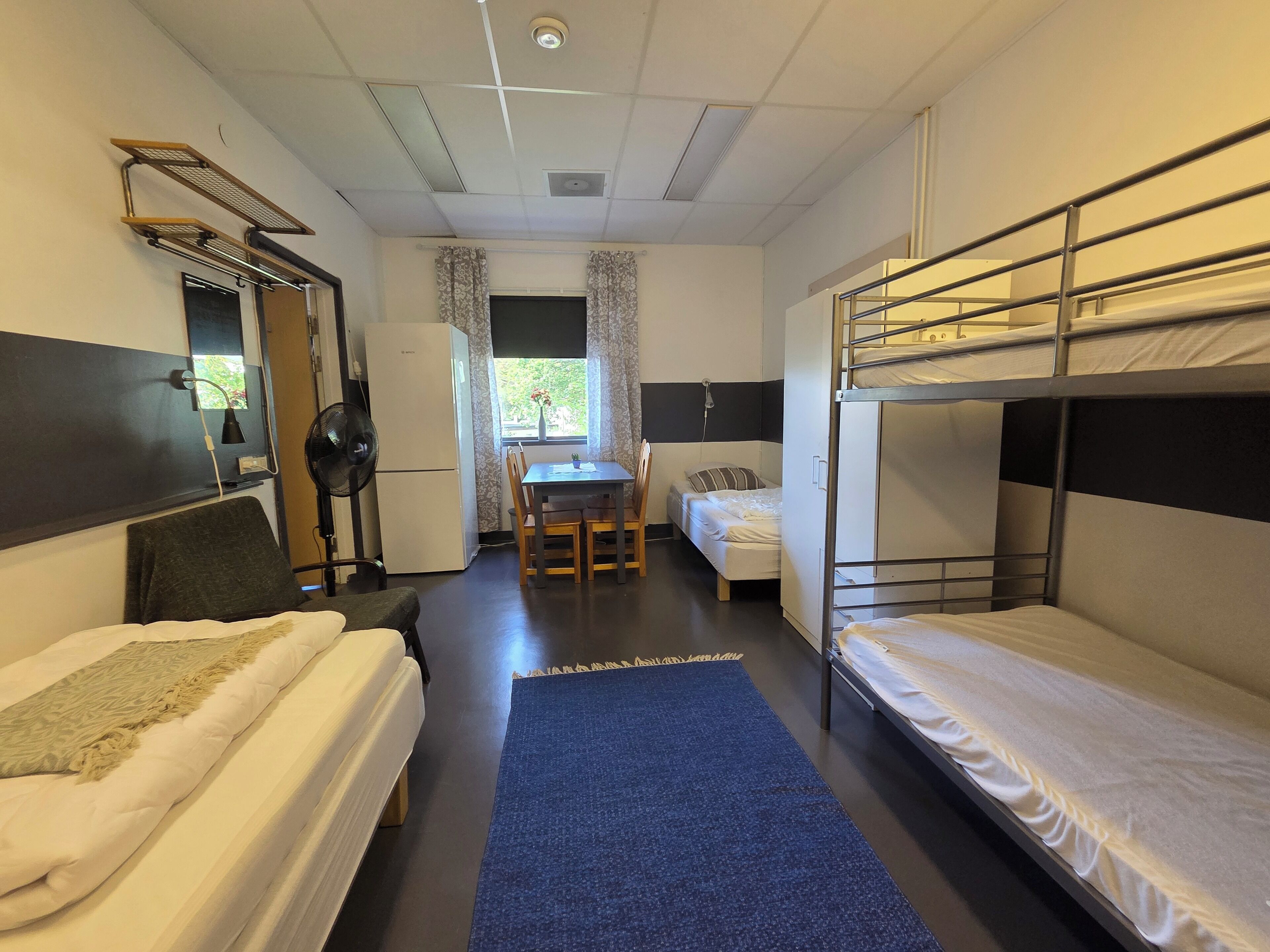 Classic-Vierbettzimmer, Haustiere gestattet, Annex | Verdunkelungsvorhänge, kostenlose Babybetten, kostenloses WLAN