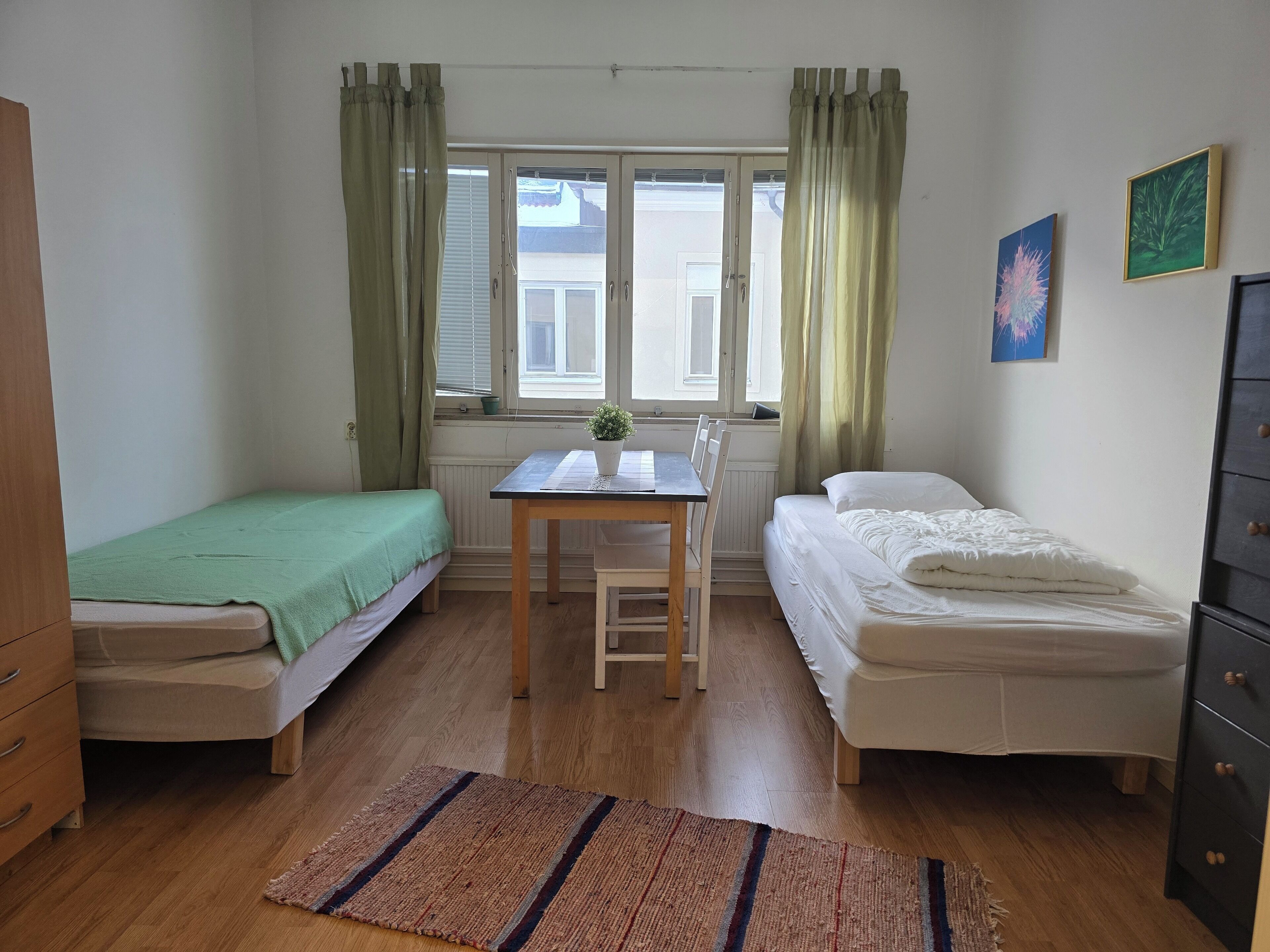 Classic Double Room, Pets Allowed, Annex Building | Blackout drapes, free cribs/infant beds, free WiFi