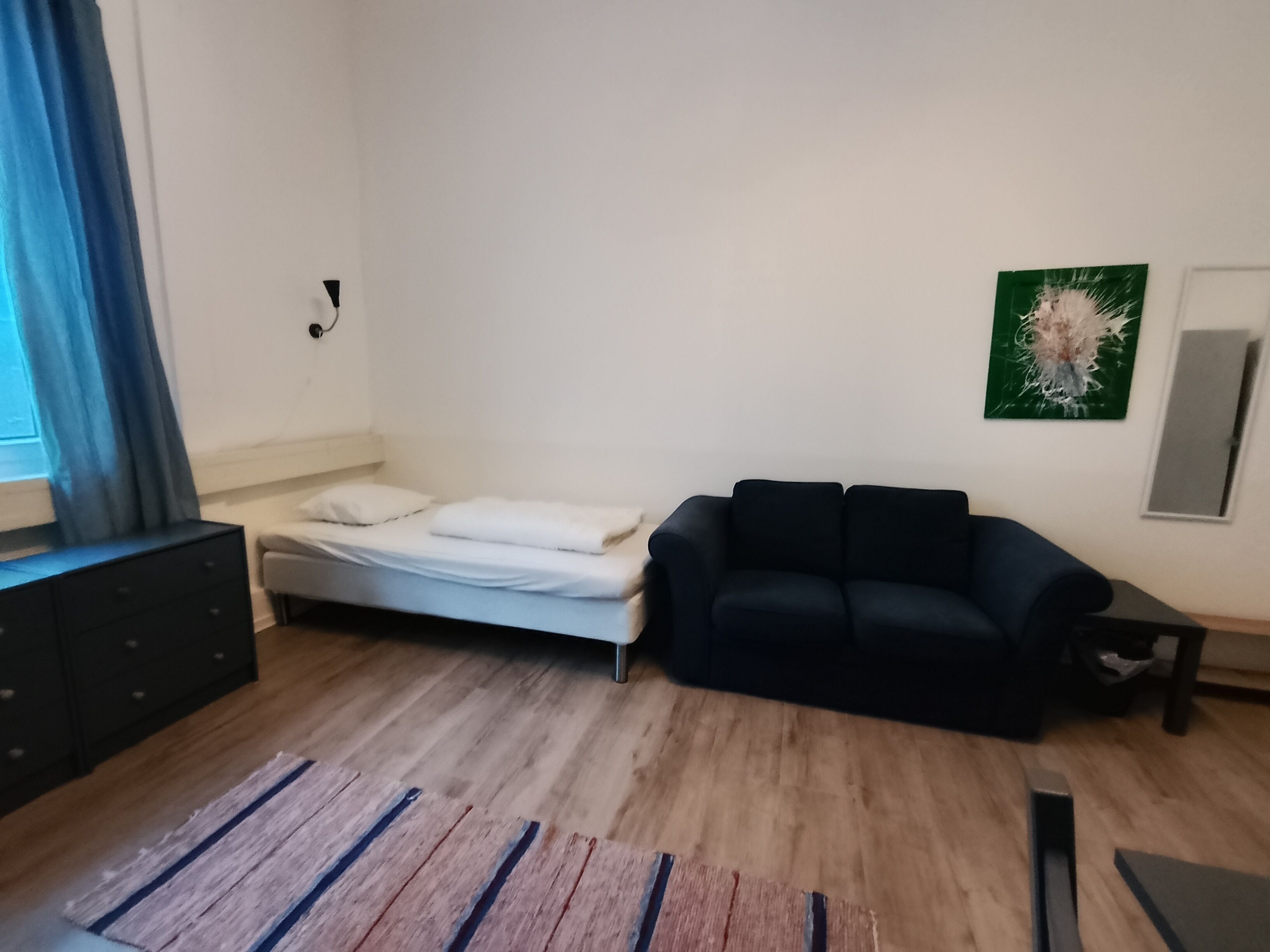 Cortinas blackout, cunas gratuitas y wifi gratis 