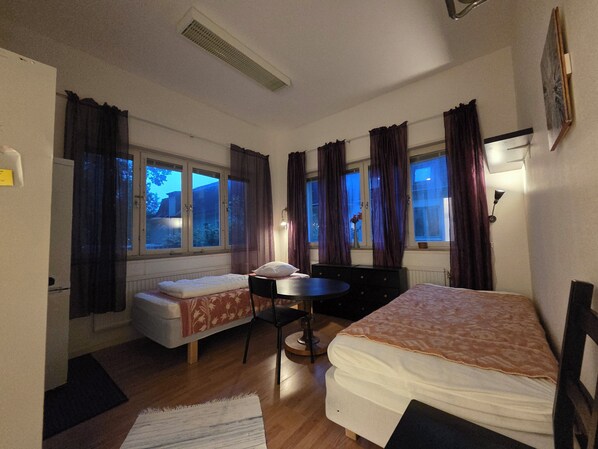 Double or Twin Room, Pets allowed, Annex Building