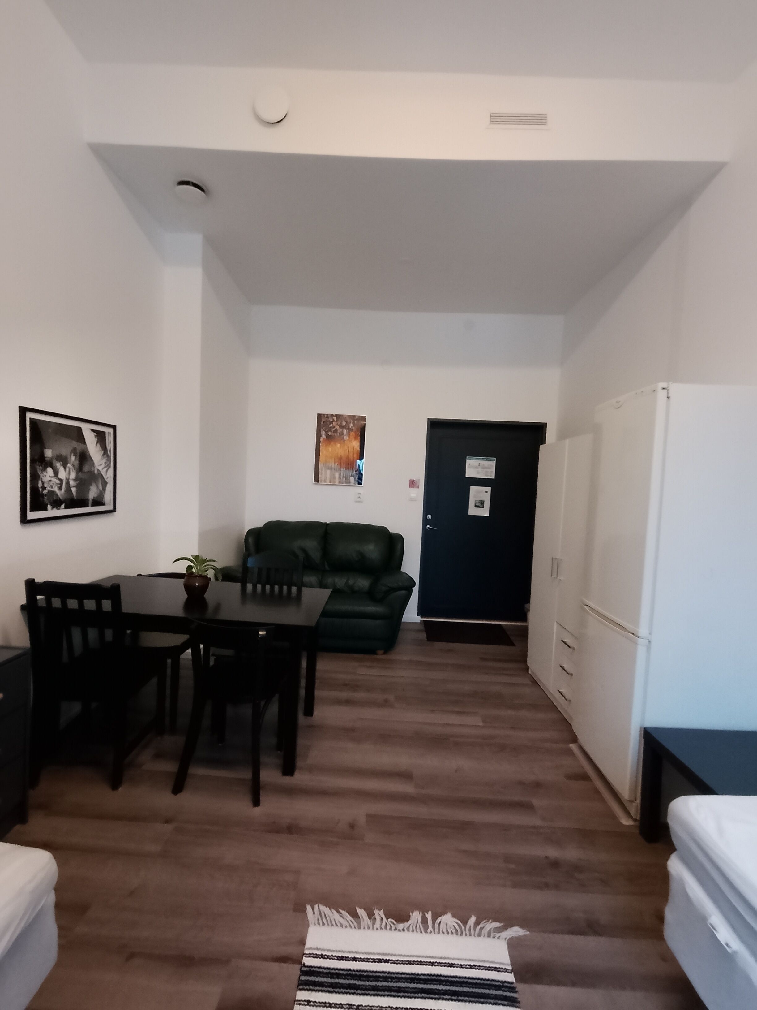 Classic dubbelrum eller tvåbäddsrum - utsikt mot parken | Mörkläggningsgardiner, gratis barnsängar och gratis wi-fi