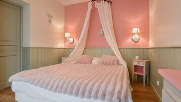 Strykejern/-brett, wi-fi og sengetøy