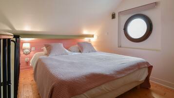 Strykejern/-brett, wi-fi og sengetøy