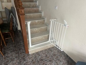 House, 3 Bedrooms, Smoking, Balcony | Interior - Charming 3-bedroom House With Shared Pool in Punta Prima, Torrevieja (Torrevieja)