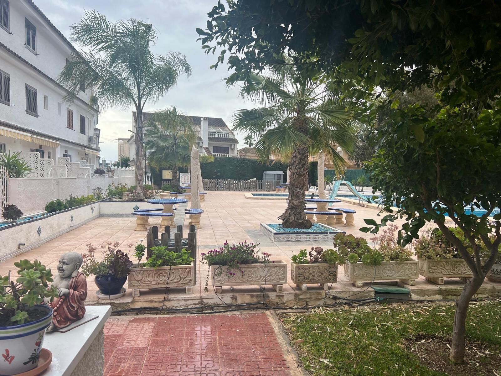 Casa, 3 dormitoris, fumadors, balcó | Jardí