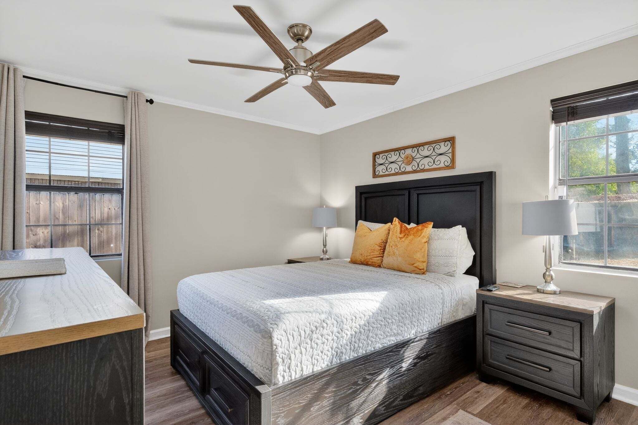 Hus, 3 soverom | 3 soverom, barnesenger og wi-fi (inkludert)