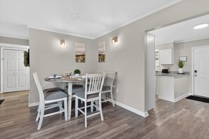 Talo, 3 makuuhuonetta | Ruokailu