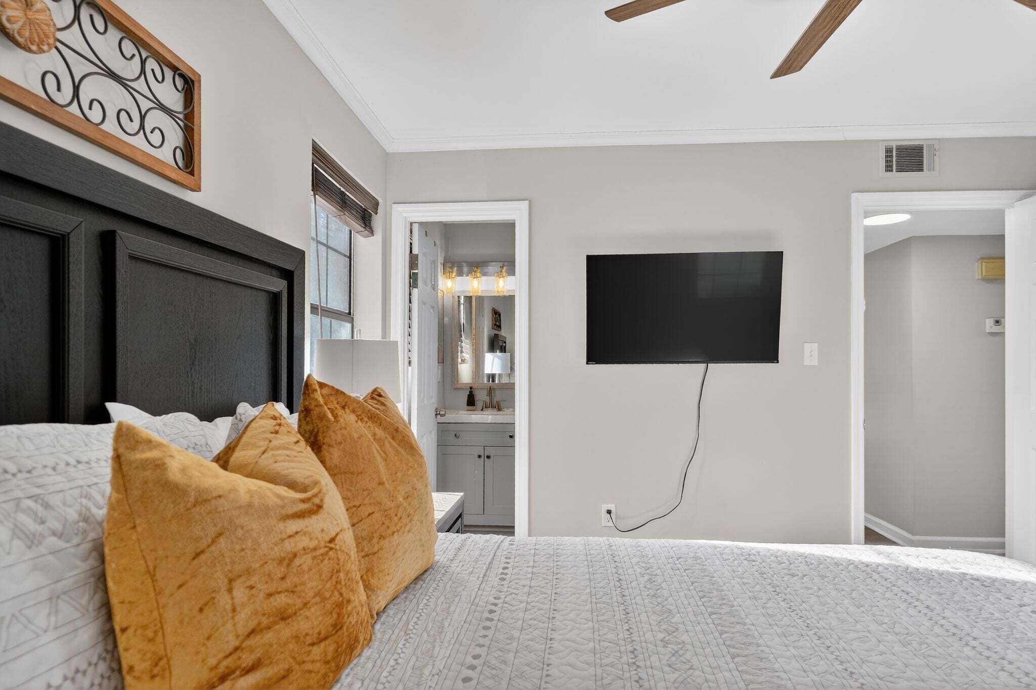 Nhà, 3 phòng ngủ | 3 phòng ngủ, bàn ủi/dụng cụ ủi quần áo 