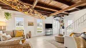House, 3 Bedrooms | Living area - 801 San Fernando Street 3 Bedroom Home (Fernandina Beach)