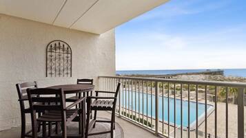 Condo, 3 Bedrooms | Outdoor dining