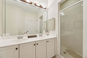 Condo, 2 Bedrooms | Bathroom | Towels - 32 Ocean Place 2 Bedroom Condo (Fernandina Beach)