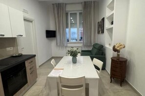 Dining - Casa Anna: your comfortable retreat in the heart of Naples (Napoli)