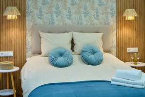 2 bedrooms, iron/ironing board, WiFi, bed sheets - El Mirador de Neptuno: Your Private Balcony Over Priego de Córdoba’s History (Priego de Córdoba)