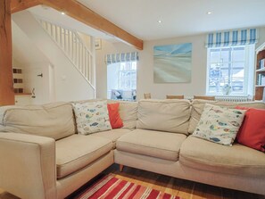 Cottage | Living area - Half Moon Cottage (Lyme Regis)