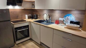 Four, plaque de cuisson, lave-vaisselle