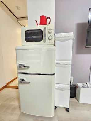 Basic Apartment, 1 Double Bed, Balcony, City View | Private kitchen - HANAYADO SHINJUKU (Tokyo)