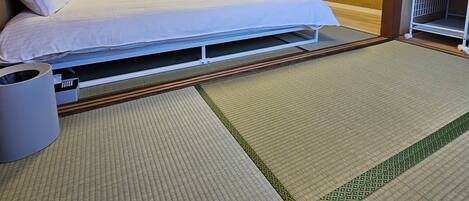 Cortinas blackout, tabla de planchar con plancha y wifi gratis