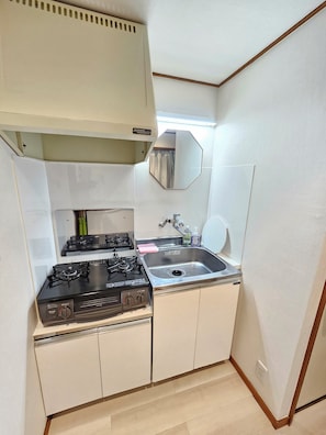 Basic Apartment, 1 Double Bed, Balcony, City View | Private kitchen - HANAYADO SHINJUKU (Tokyo)