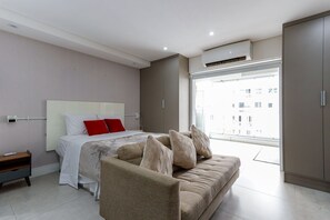 House | 1 bedroom - Studio no Centro Hist Rico a 280 m do Metr (São Paulo)