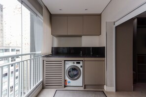 House - Studio no Centro Hist Rico a 280 m do Metr (São Paulo)