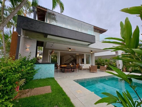 Luxury Townhouse for Seasonal Rental – Comfort, Leisure, and Beach Access