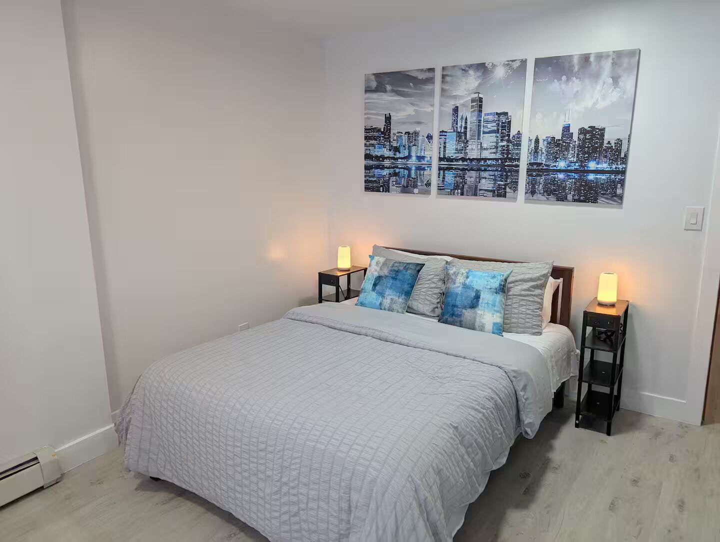 Iron/ironing board, WiFi