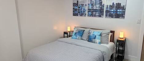 Iron/ironing board, WiFi