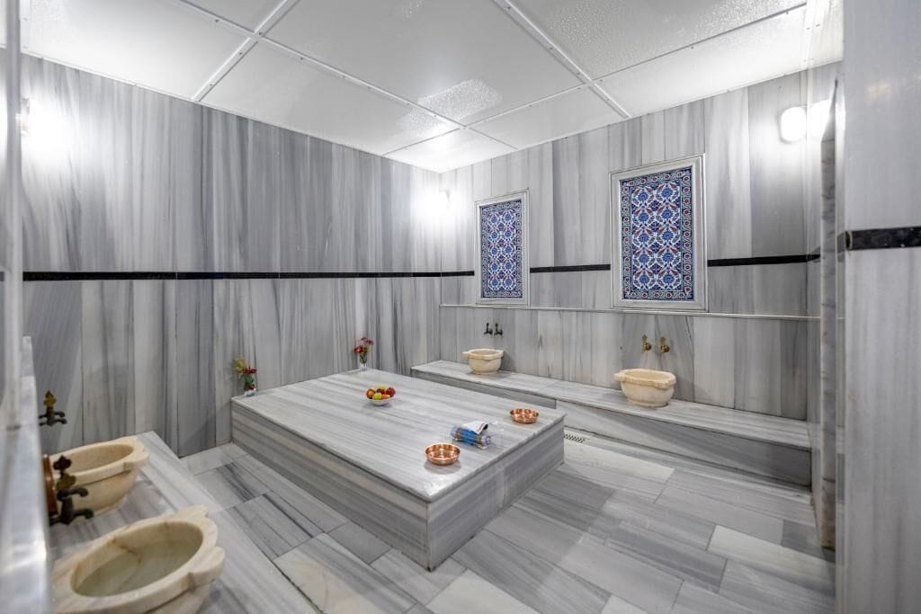 Couples treatment rooms, Turkish bath