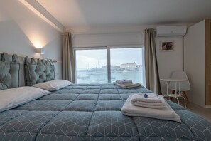 3 chambres, fer et planche à repasser, Wi-Fi, draps fournis