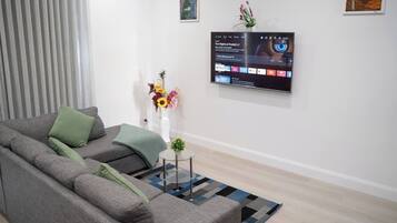 House, 3 Bedrooms, Accessible, Smoking | Ruang tamu