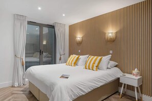 3 chambres, fer et planche à repasser, lit parapluie, Wi-Fi