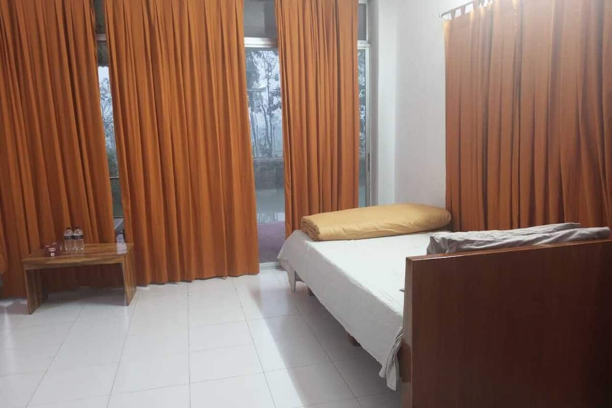 Familie tweepersoonskamer, uitzicht op tuin | Gratis wifi