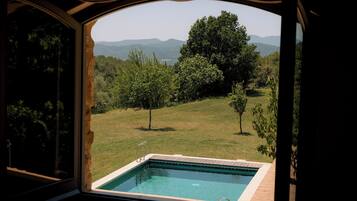 2 piscine all'aperto
