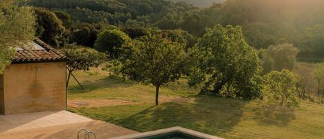 Alberca | 2 albercas al aire libre