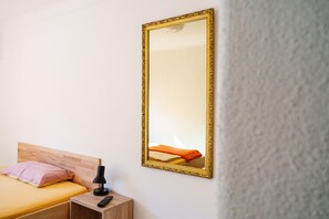 1 bedroom, WiFi, bed sheets - Apartment 'E' with Wi-Fi (Bühl)