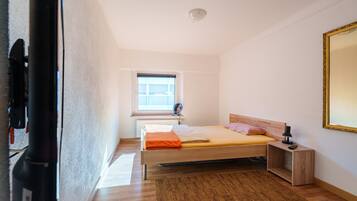 1 室のベッドルーム、WiFi、ベッドシーツ