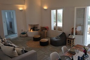 Interior - Large villa with private pool in the olive groove (Paros Island)