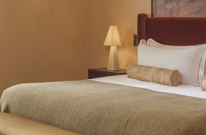 Premium bedding, memory foam beds, free minibar items, in-room safe - Saint Roch (Courchevel)