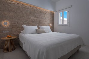 In-room safe, iron/ironing board, free WiFi - Ios Art Suites (Ios)