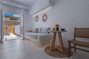 Living area - Ios Art Suites (Ios)