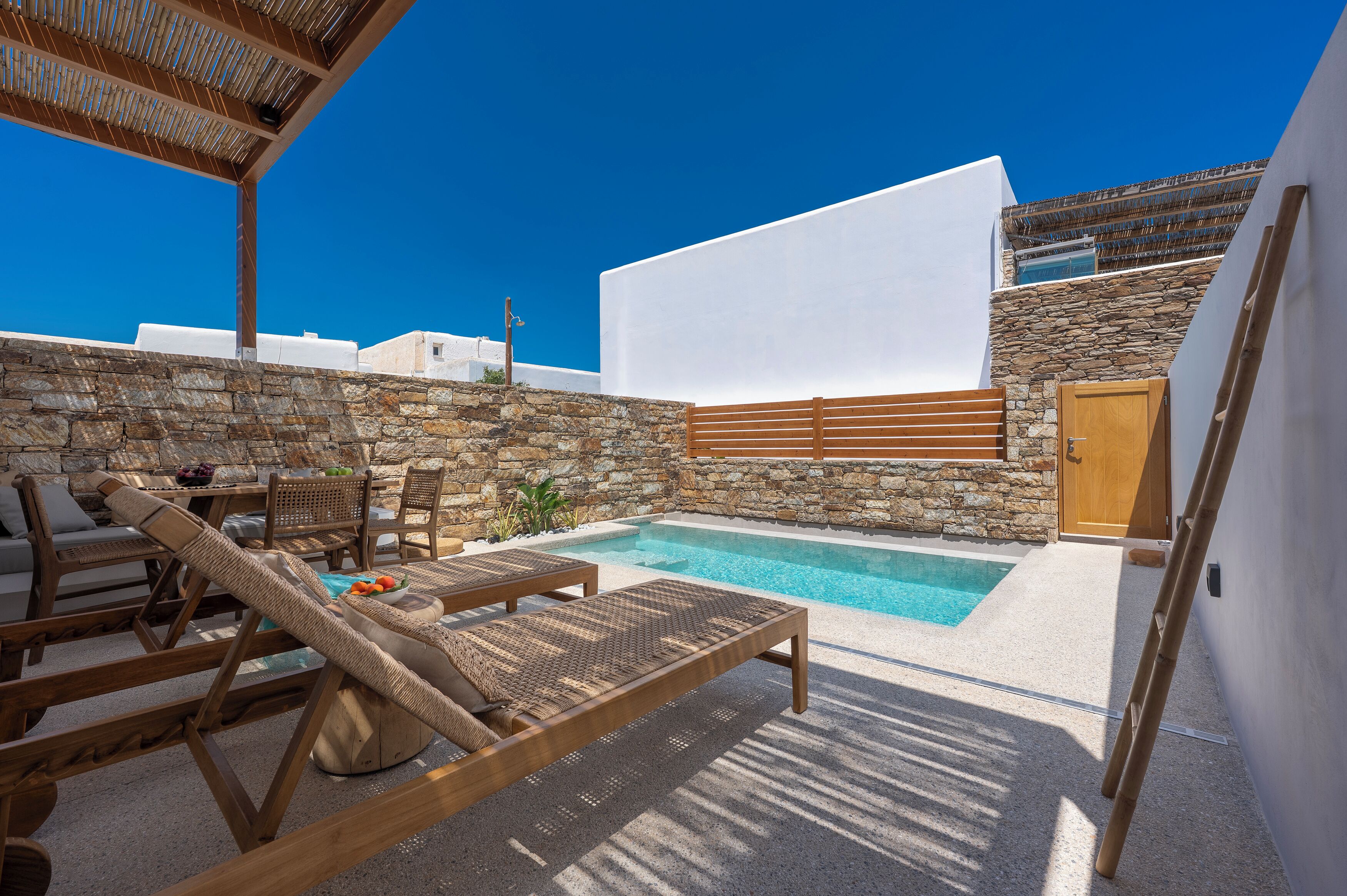 华丽公寓, 私人游泳池 | 室外用餐