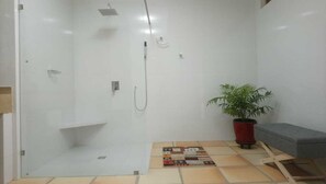 Deluxe Apartment | Bathroom - El Solaz By Honnor Living   (Villa de Leyva)