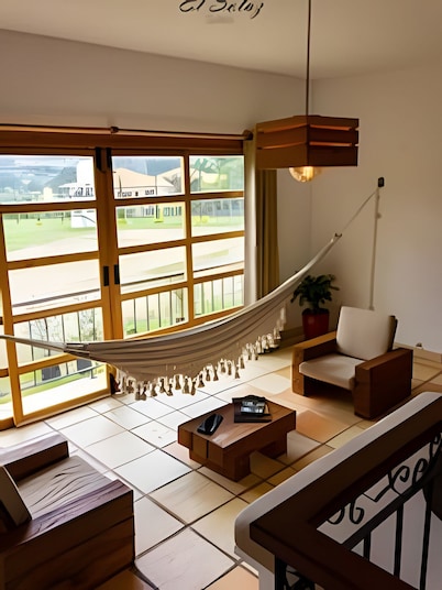 El Solaz by Honnor Living
