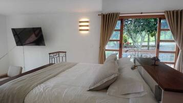 Deluxe Apartment | Free WiFi