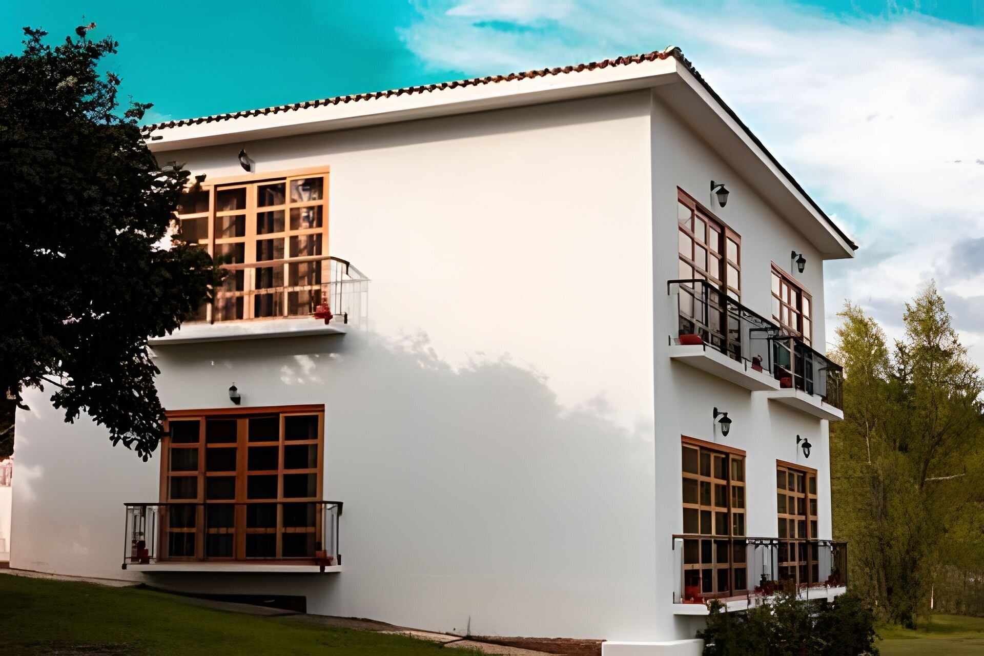 Shared Dormitory | Exterior