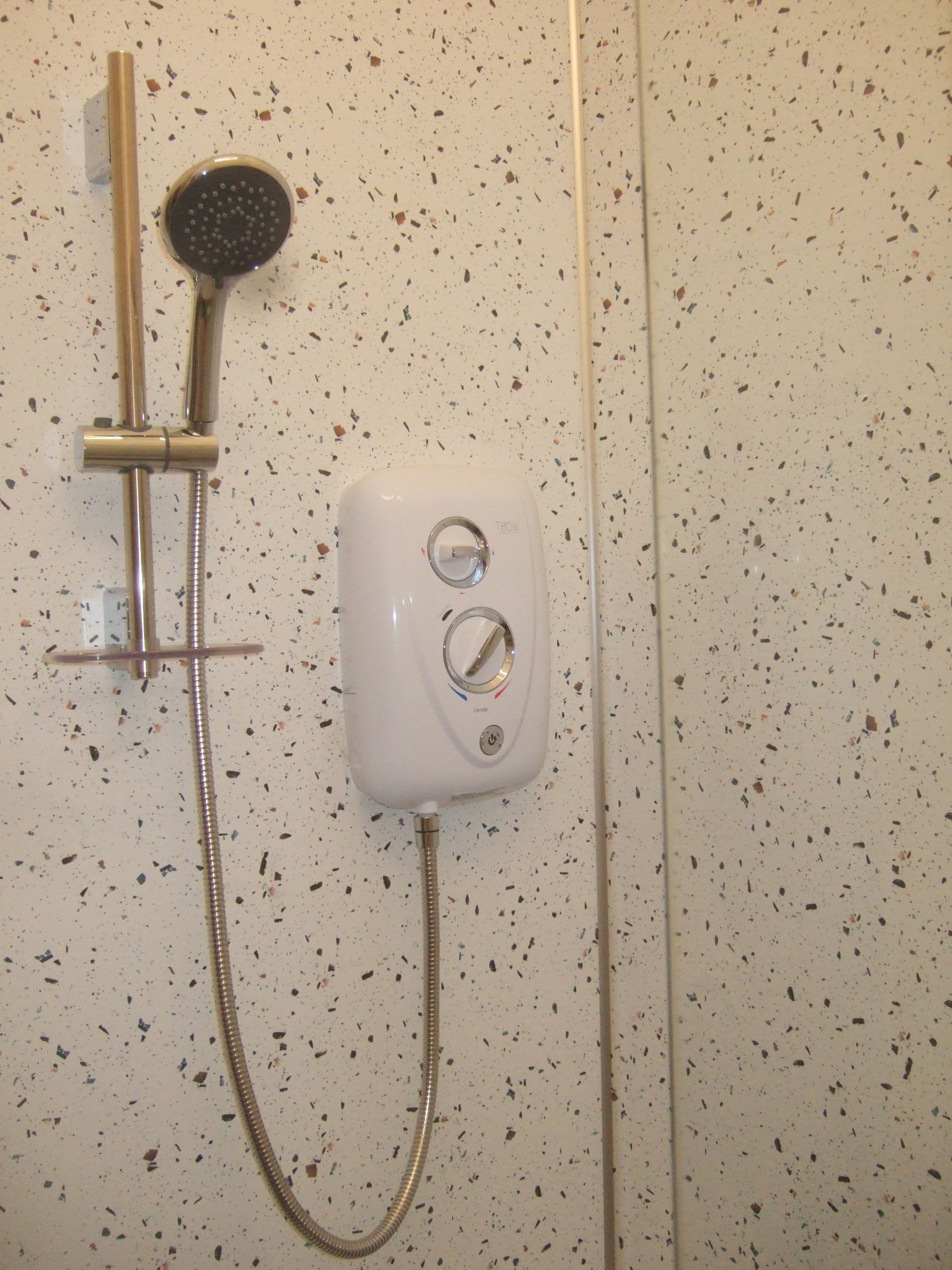 Room, 1 Bedroom, Patio, Garden View | Bathroom shower