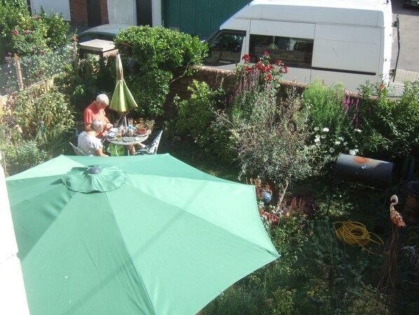 Room, 1 Bedroom, Patio, Garden View | Garden