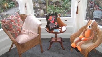 Room, 1 Bedroom, Patio, Garden View | 1 bedroom