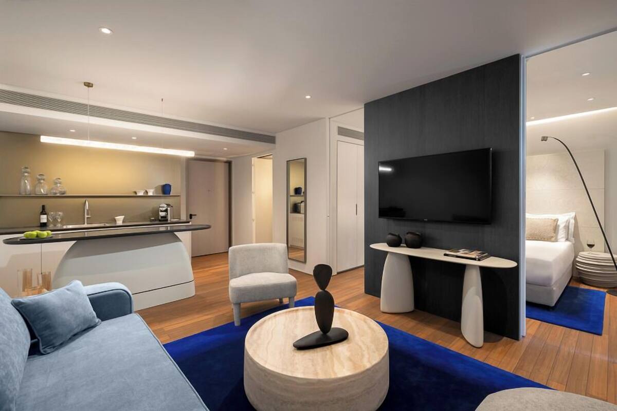 Marina View Suite | Living area