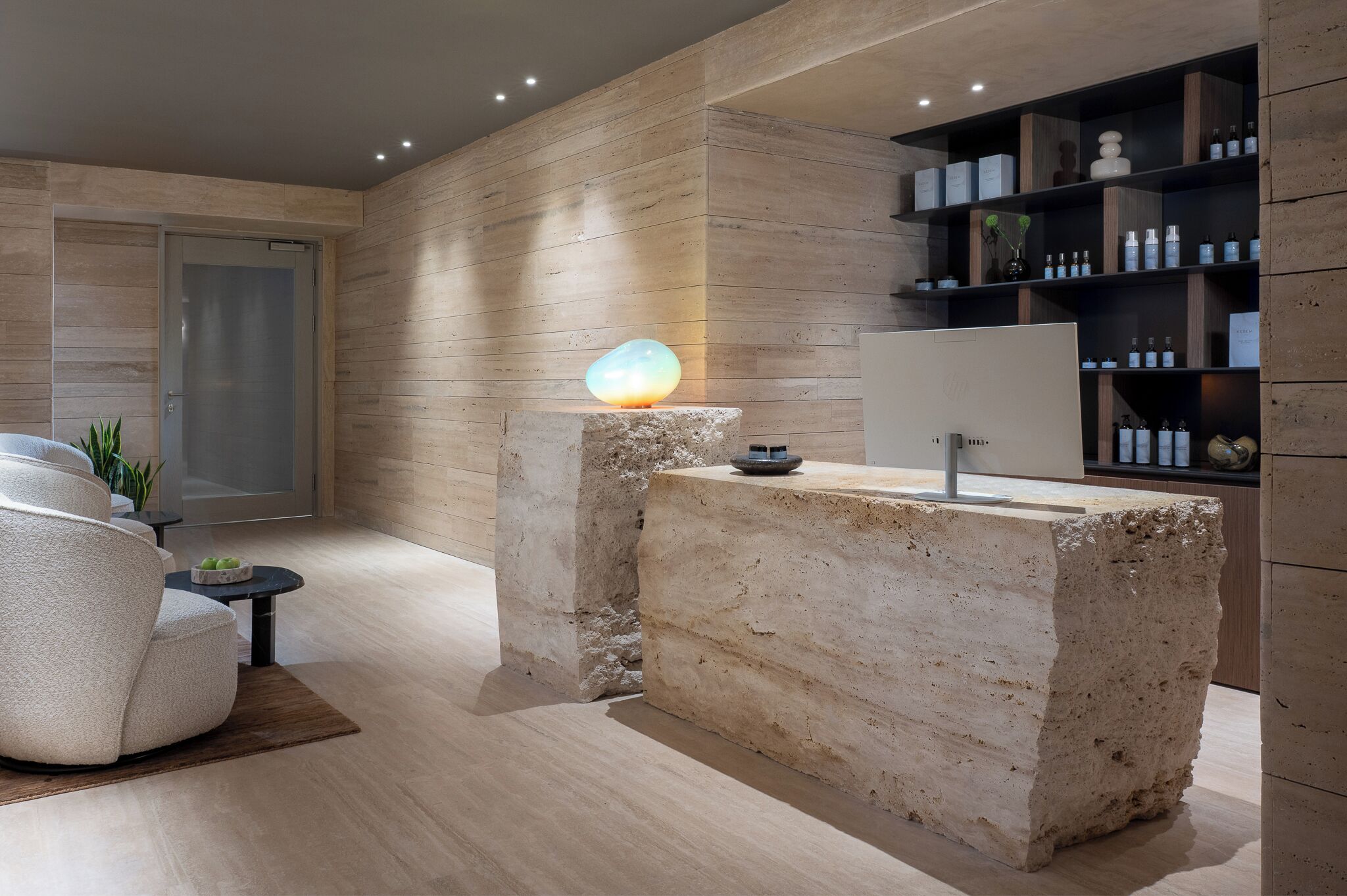 Un sauna, tratamientos corporales, aromaterapia